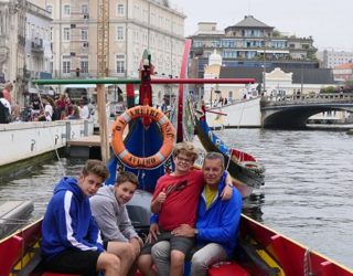 Varen op de longtailboot