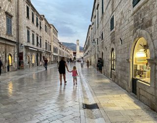 Kinderen in Dubrovnik