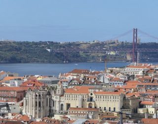 Uitzicht over de stad van Lissabon