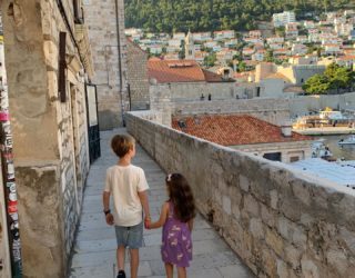Kindjes in Dubrovnik
