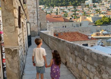 Kindjes in Dubrovnik