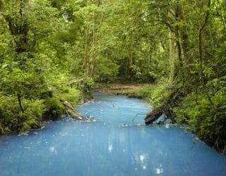 Tenorio National Park met zijn hemelsblauwe water