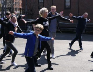 op stap met echte hip hop dansers