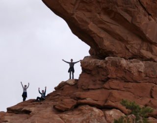 kinderen in Arches National Park