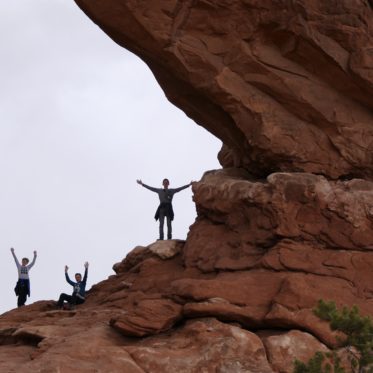 kinderen in Arches National Park