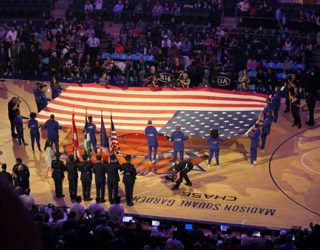 New York Knicks match met kinderen