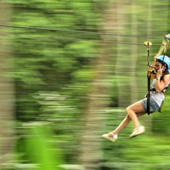 Zipline parcours in Chiang Mai met kinderen