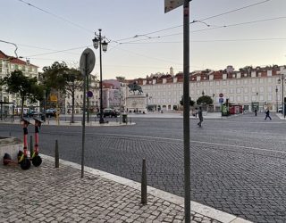 Met de tuktuk door Lissabon