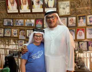 Emirati met kind