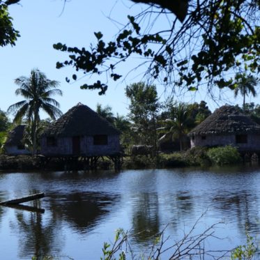 Hutjes op het indianeneiland