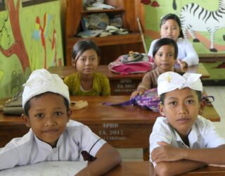 Op de schoolbanken in Bali