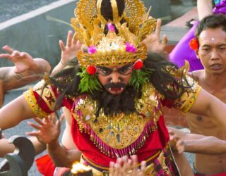 Beleef de magische vuurdans in Uluwatu