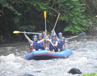Rafting met tieners Ubud