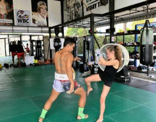 Initiatie Muay Thai met kinderen in Bangkok