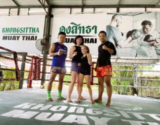 Muay Thai met kinderen in Bangkok