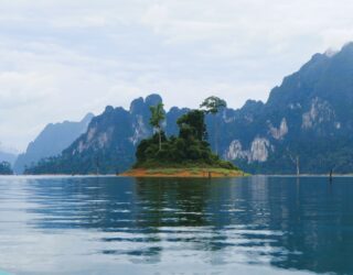 Varen op Cheow Lan Lake