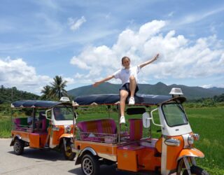 Zelf rijden met de tuk tuk in Chiang Mai