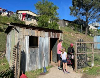 Op bezoek bij de Xhosa met kinderen