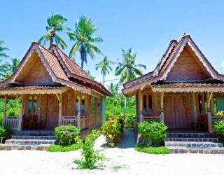 Logeer in bungalows op het strand Nusa Penida