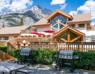 Hotel Banff met zicht op Rocky Mountains
