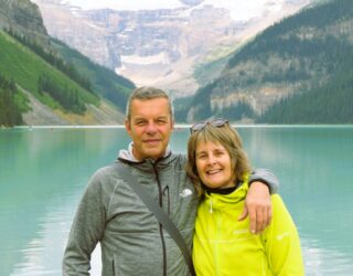 Familie aan Lake Louise Canada