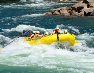 Gezinsrafting in Wells Gray National Park