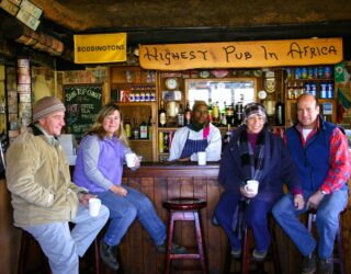 De hoogste pub in Afrika