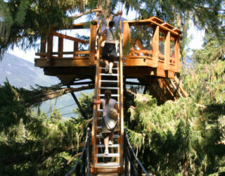 Houten hangbruggen in Whistler