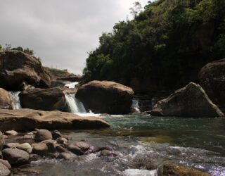 Rivier in Drakensbergen