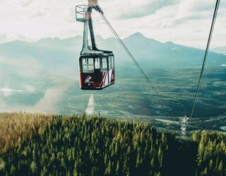 Met de gondel naar de bergtop in Jasper