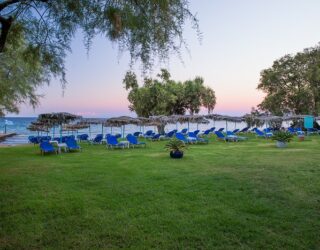 Heerlijk met kinderen in de tuin van het hotel in Zakynthos