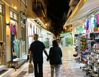 Kuieren door de straatjes in Nafplio