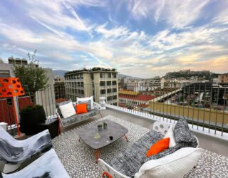 Hotelterras met zicht op Akropolis