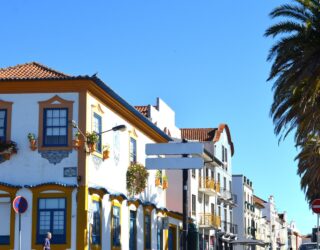 Mooi versierde gebouwen in Aveiro