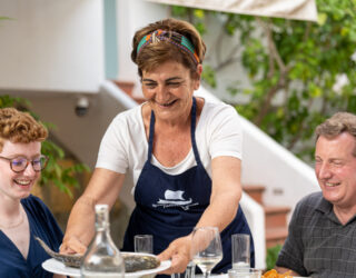 Kookworkshop met het gezin in Poros