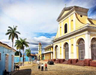 Kleurrijke gebouwen in Cuba