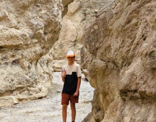 Kind in Golden Canyon in Death Valley