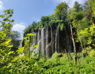 Bewonder watervallen in Plitvice National Park