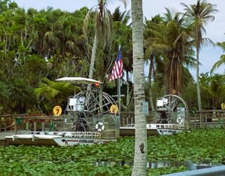 Zoeven met propellerboot in Everglades Florida