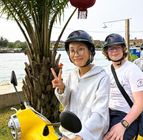 Zoef door de rijstvelden op je elektrische scooter
