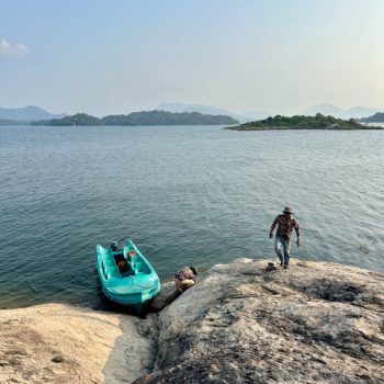 Meer in Gal Oya