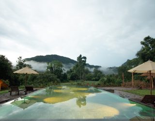 Zwembad glamping