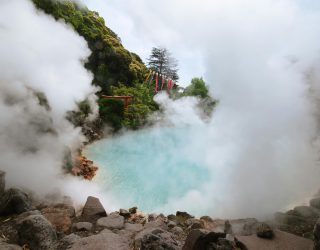 Stomende heetwaterbron Beppu