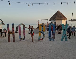Grote letters Isla Holbox