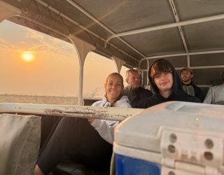Op de jeep in Etosha