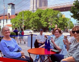 Op café tijdens sunset walk New York