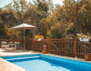 Zwembad villa vlakbij Budva