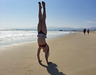 Familie D'Hoker dochter op strand in West USA