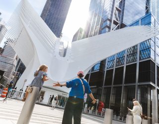 Met gids bij de Oculus in New York